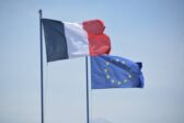Des maires RN retirent le drapeau européen de leurs mairies