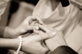 73 % des Français s’opposent au mariage d’un Français avec un clandestin