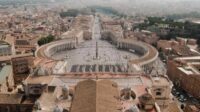Vatican garde couples homosexuels