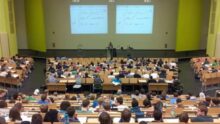 étudiants quitter cours offensés
