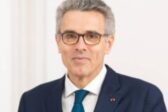 10 hauts fonctionnaires pour 1 slip au Conseil d’Etat