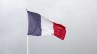 Lyhanna effondrement société française