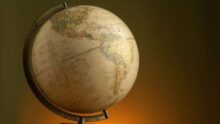 Sputnik russe colonialismes européens