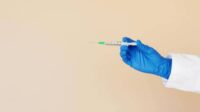 Trump réduit vaccins bébés