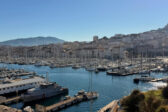 La Phrase : "Vous allez tous nager dans le Vieux-Port" La Phrase : "Vous allez tous nager dans le Vieux-Port"