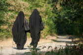 Le Portugal interdit la burqa