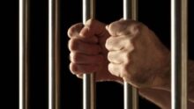 Vacances criminel week-end sœur