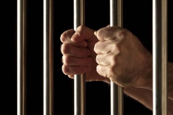 Vacances criminel week-end sœur