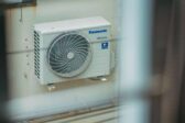 Faux : la climatisation n’a pas un gros impact sur le réchauffement global
