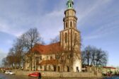 En Pologne, une église fait payer son parking par des prières En Pologne, une église fait payer son parking par des prières