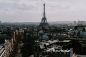 58 migrants découverts dans un camion abandonné à Paris 58 migrants découverts dans un camion abandonné à Paris