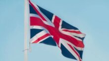 rappeur expulsé Angleterre femme