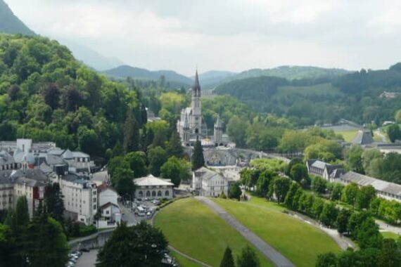 Lourdes Léon conversion pénitence