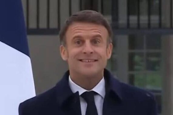 Macron retard Metz messe