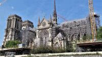 Léon renaissance Eglise France
