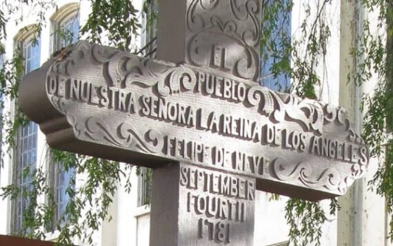 Los Angeles croix Pueblo