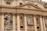 Le cardinal Gambetti quitte Saint-Pierre de Rome
