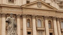 cardinal Gambetti quitte Saint-Pierre